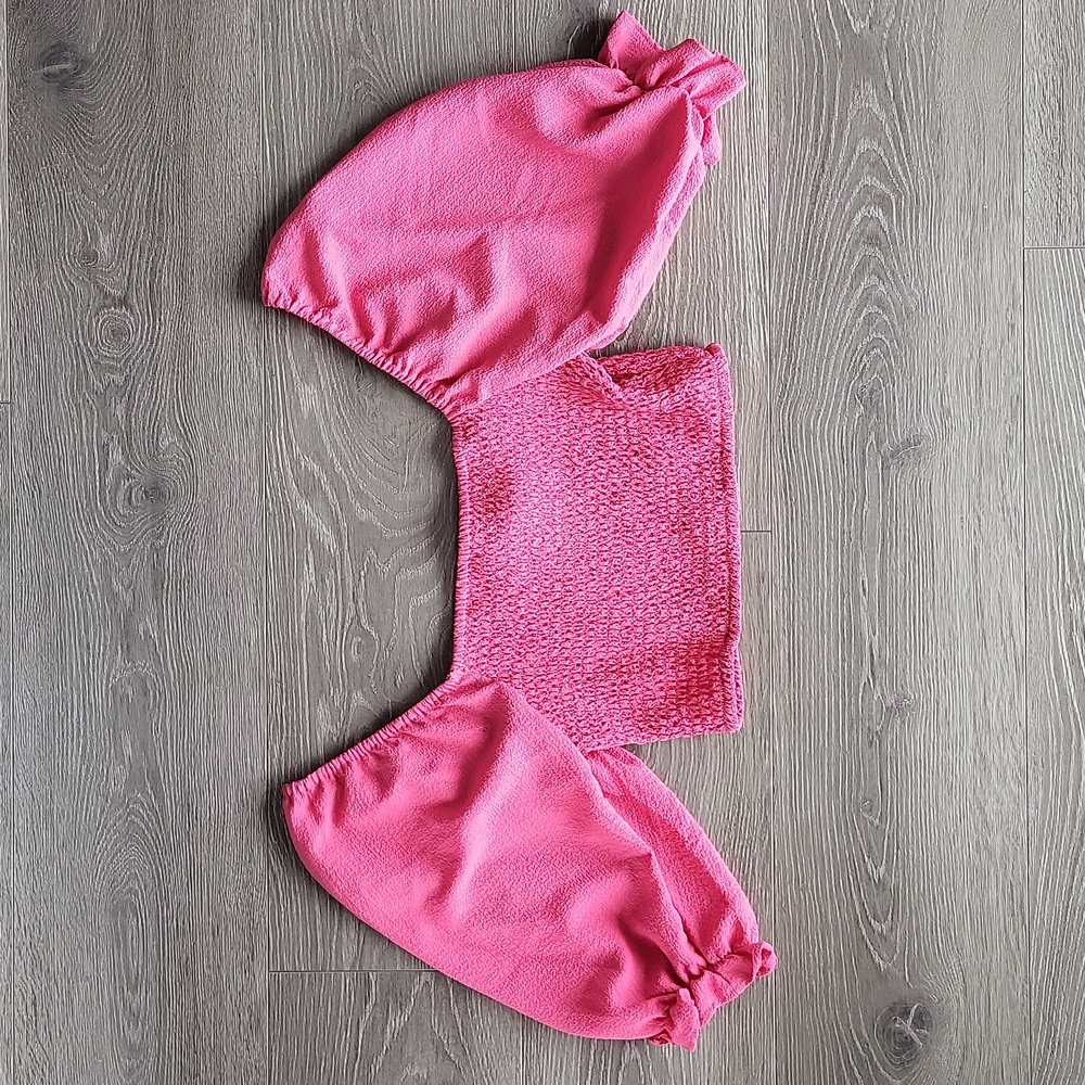 BCBGeneration Pink Smocked Crop - M